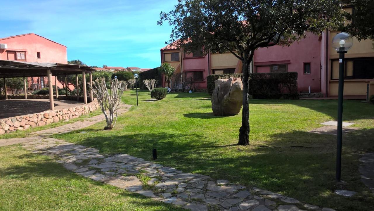 Residence Porto Coda Cavallo San Teodoro  Exterior photo