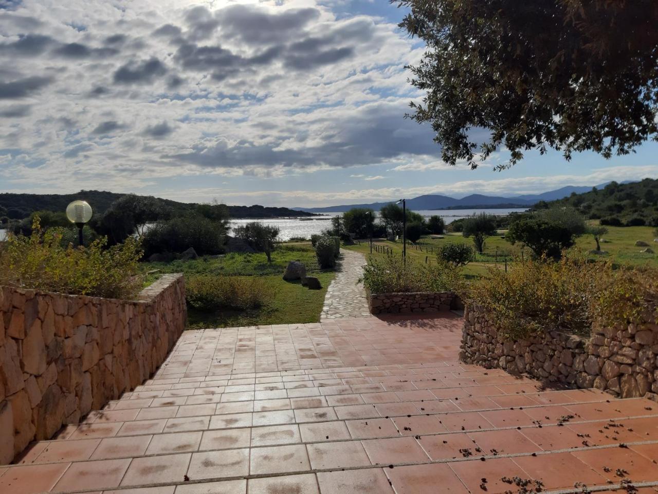 Residence Porto Coda Cavallo San Teodoro  Exterior photo