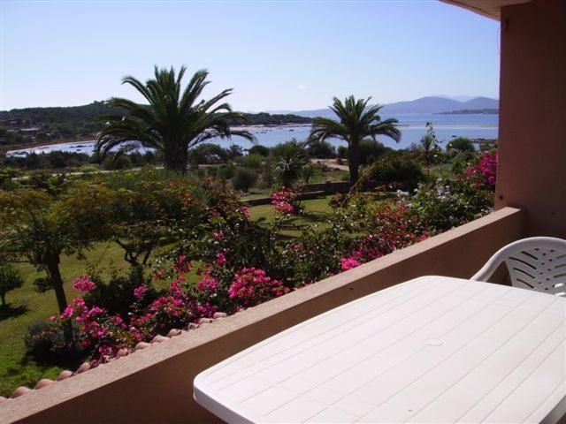 Residence Porto Coda Cavallo San Teodoro  Exterior photo